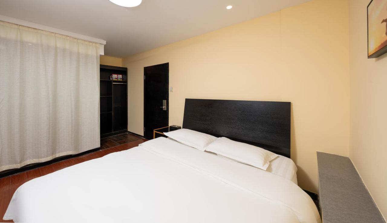 Spring Time Hostel--Nearby Tiananmen Square & Forbidden City & Wangfujing Street & Line 5,6 Subway Nearby,Free Wifi Πεκίνο Εξωτερικό φωτογραφία